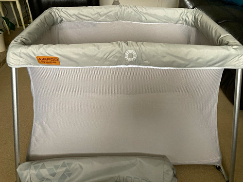 Venture airpod travel cot - airpod,