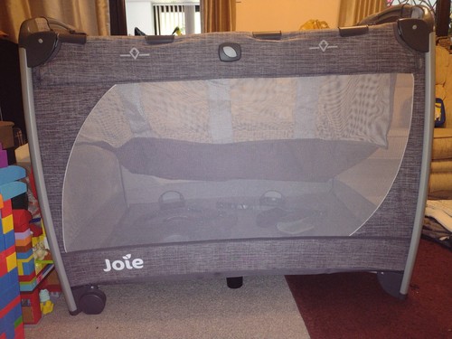Joie cubie travel cot - joie, with